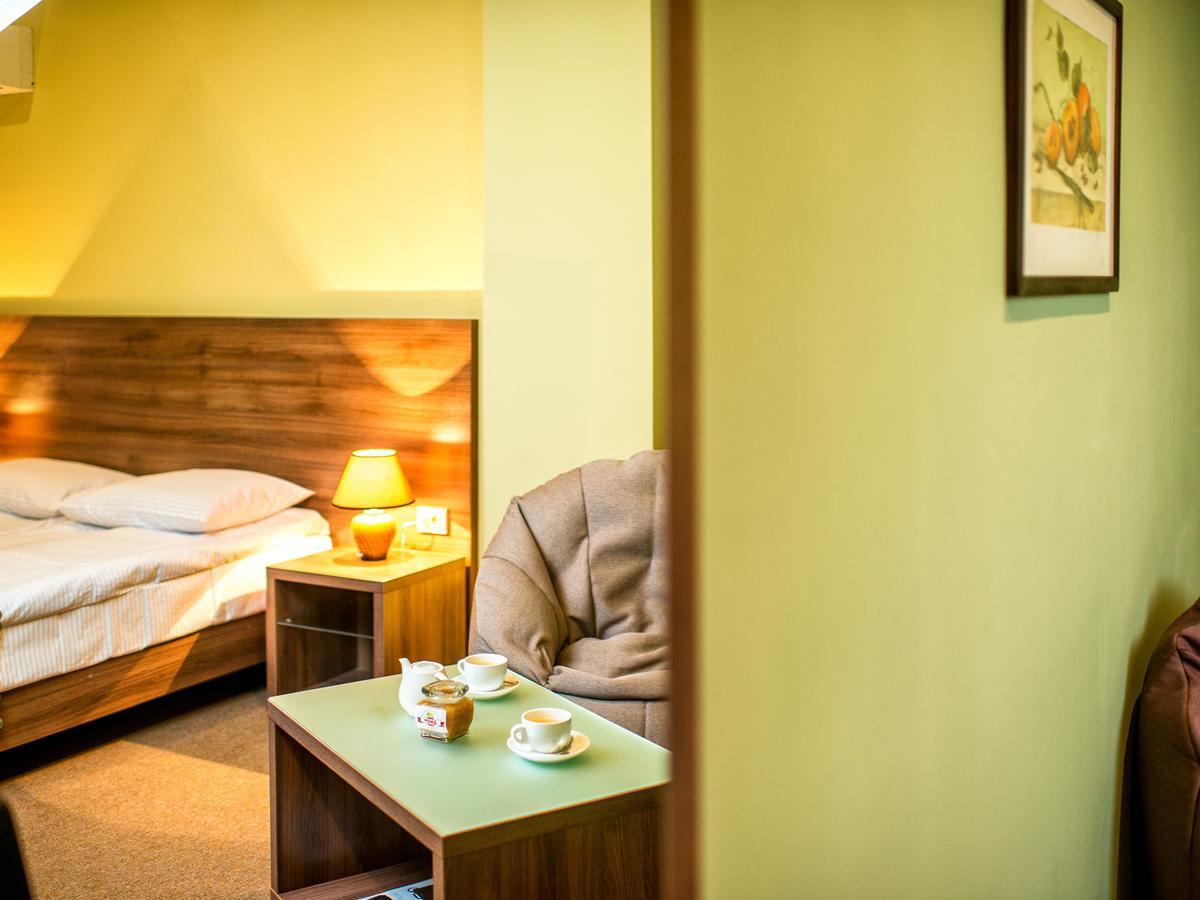 Lviv Central Jam Hotel Luaran gambar