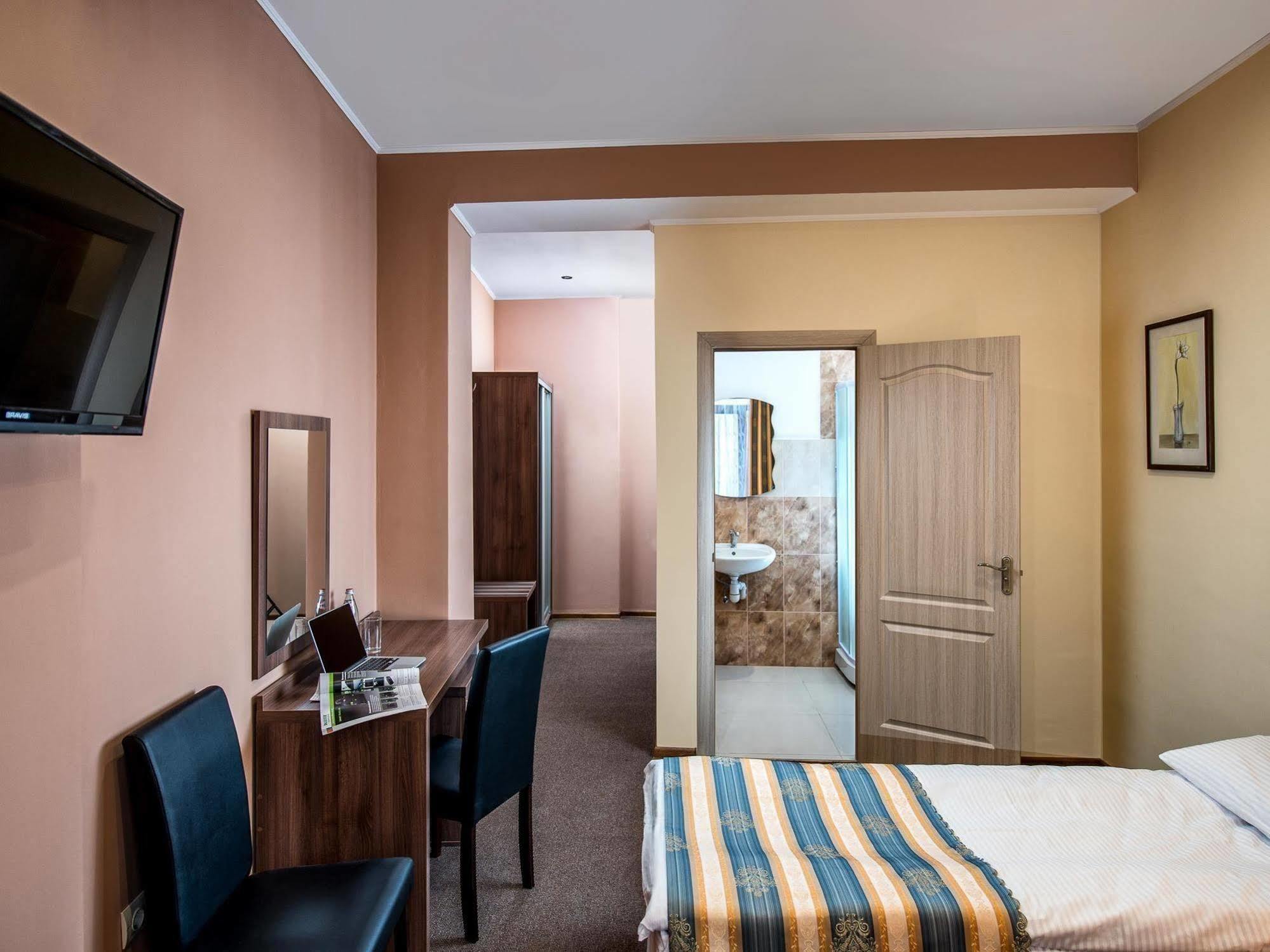 Lviv Central Jam Hotel Luaran gambar