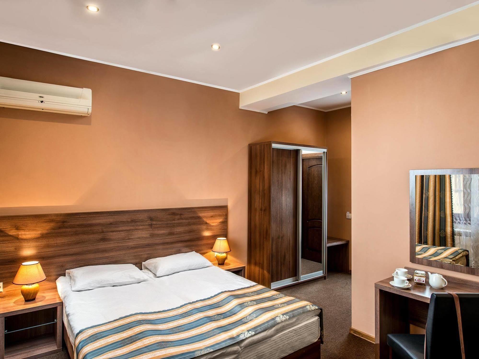 Lviv Central Jam Hotel Luaran gambar