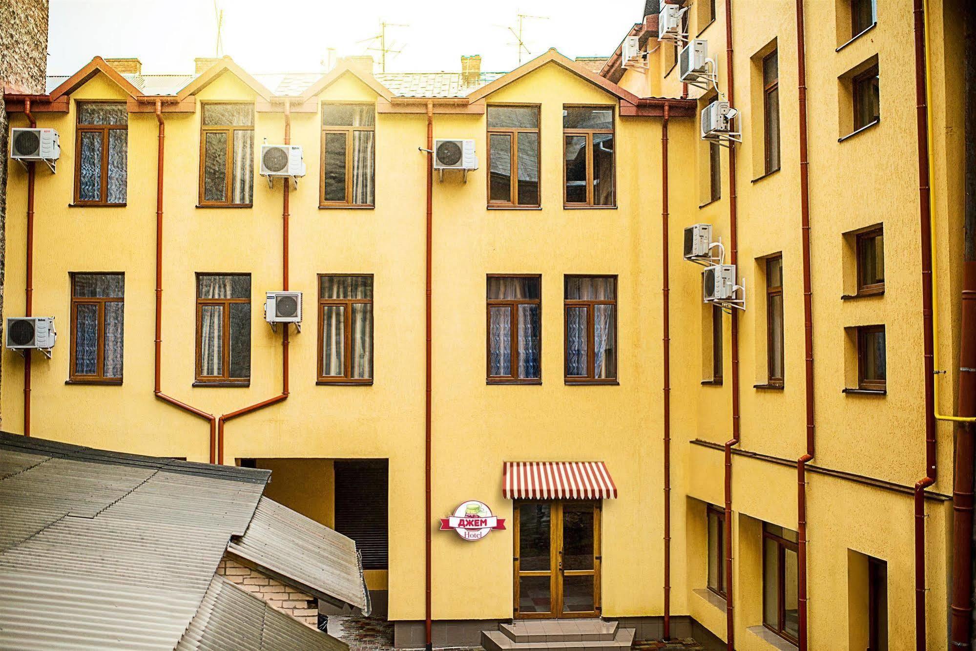 Lviv Central Jam Hotel Luaran gambar